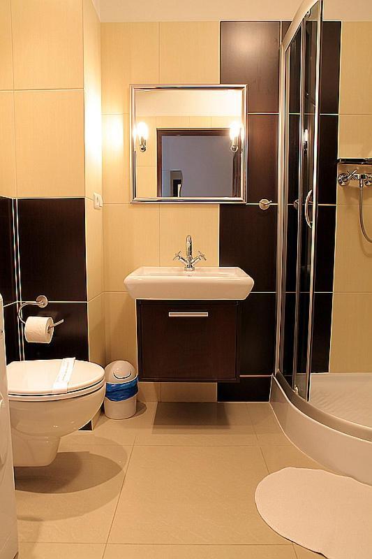 P&O Serviced Apartments Gdanski Station Варшава Экстерьер фото